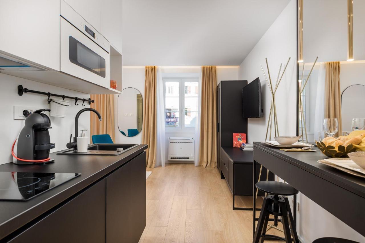 Sweet Nest Korzo Apartment Rijeka Exterior photo